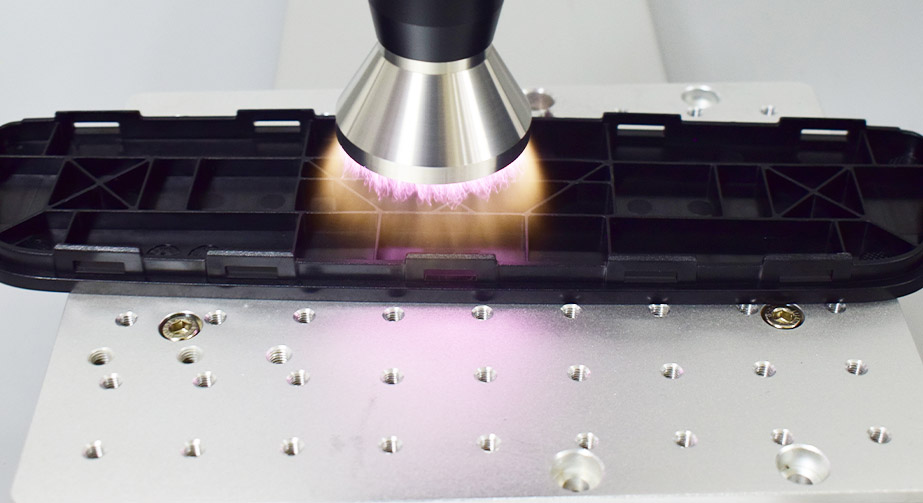 PP塑料9I在线看片成人免费表麵處理原理及對表麵性能的影響