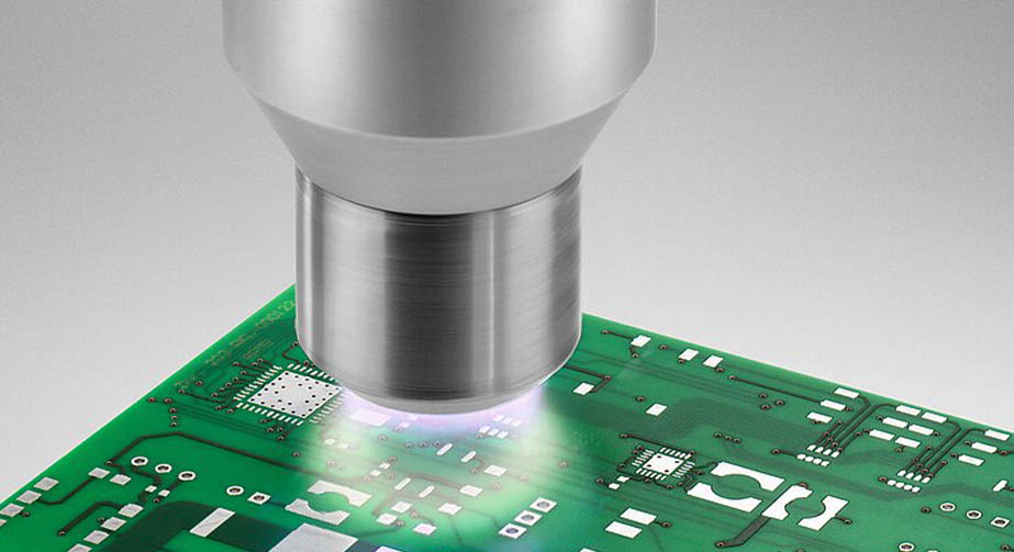 PCBA三防塗覆前的9I在线看片成人免费表麵活化處理