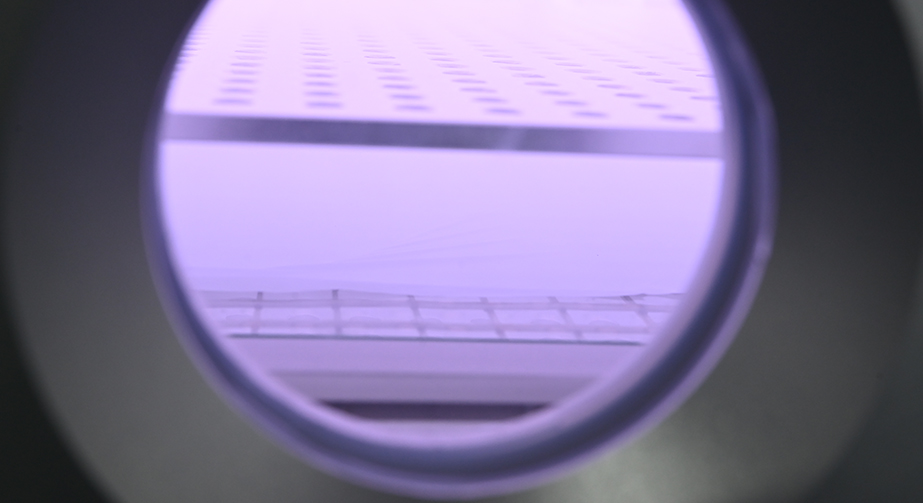 二氧化鈦TiO29I在线看片成人免费體處理引入氧空位缺陷